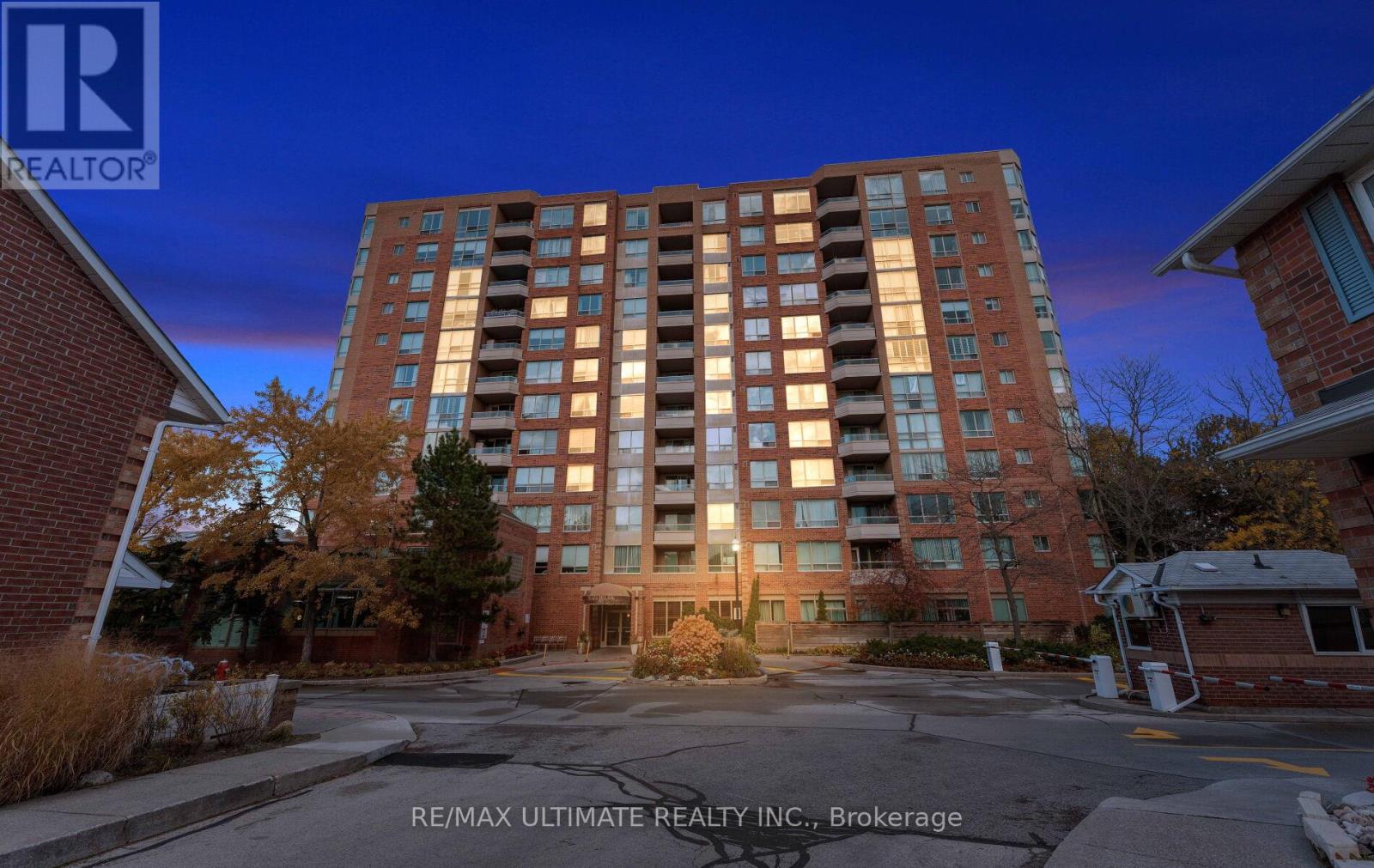 850 Steeles Ave W Ph6 Ave, Vaughan, ON L4J 8E7