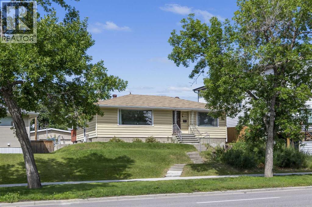 37 Street Sw Unit 2423, Calgary, AB T3E 3A8