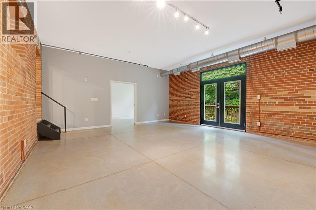 85 Spruce Street Unit 206, Cambridge, ON N1R 4K4