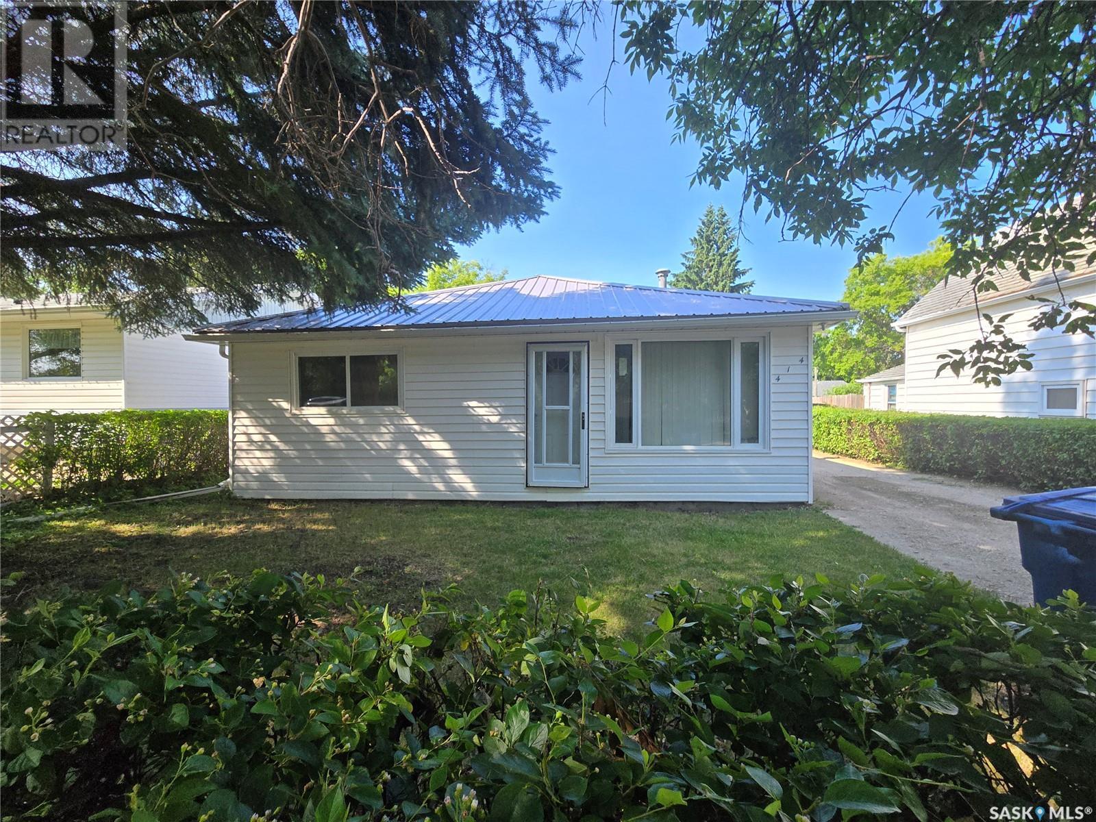 414 2 Street South, Kipling, SK S0G 2S0