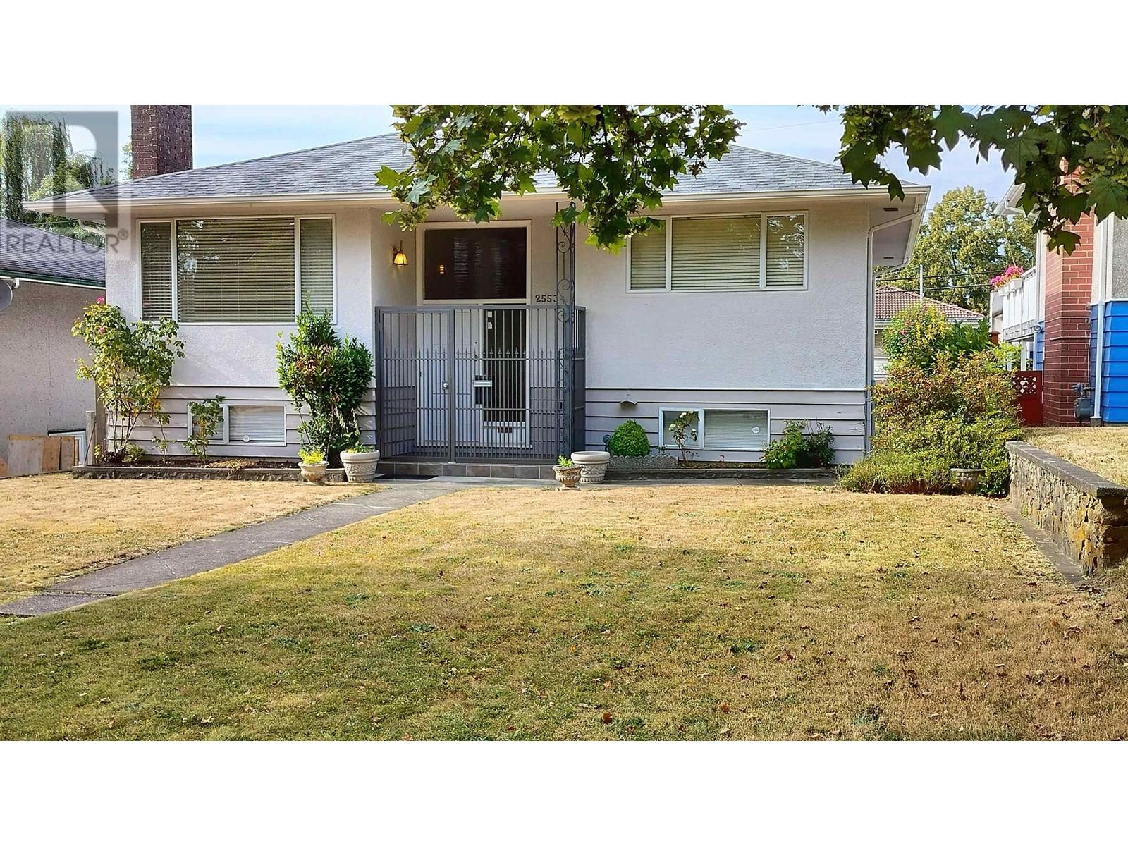 2553 E 20th Ave, Vancouver, BC V5M 2T5