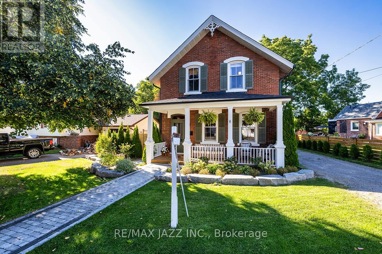 144 Ontario St, Port Hope, ON L1A 2V6