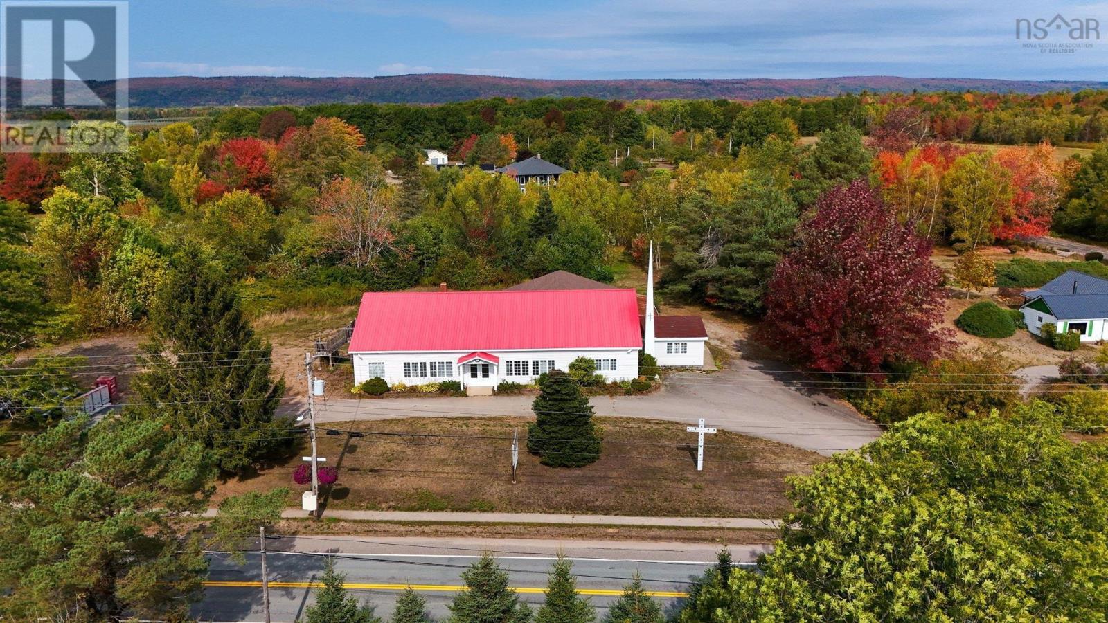 10443 Highway 1, Paradise, NS B0S 1R0