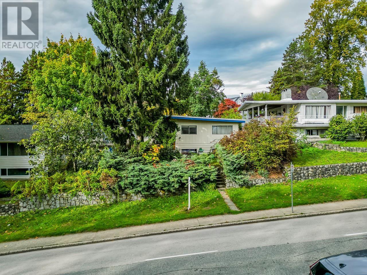 61 E Eighth Ave, New Westminster, BC V3L 4J4