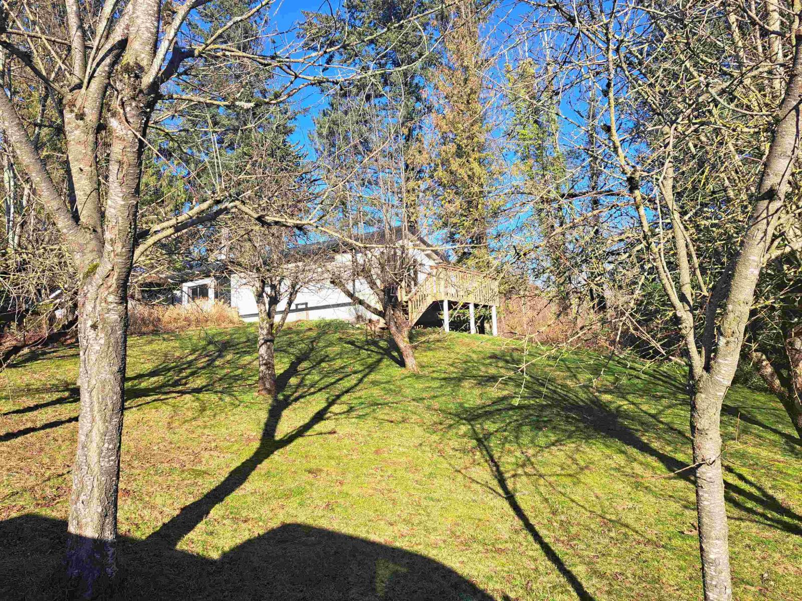37318 Ward Rd, Abbotsford, BC V3G 2K6
