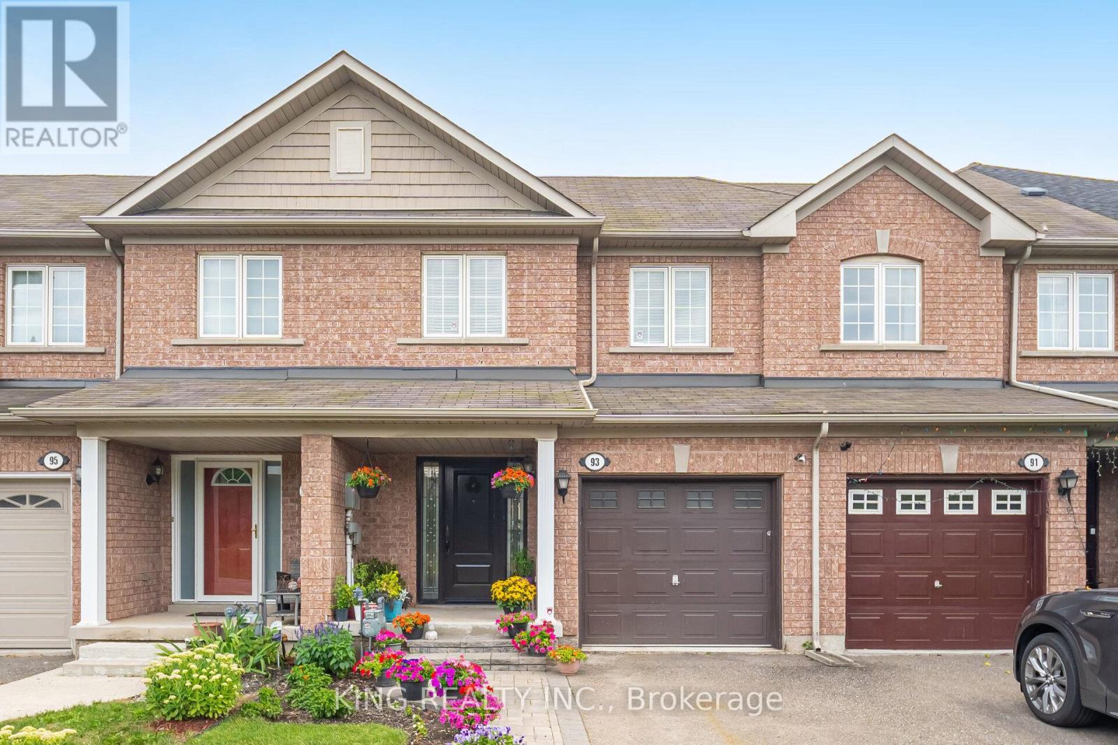 93 Crystal Glen Cres, Brampton Credit Valley, ON L6X 0K7
