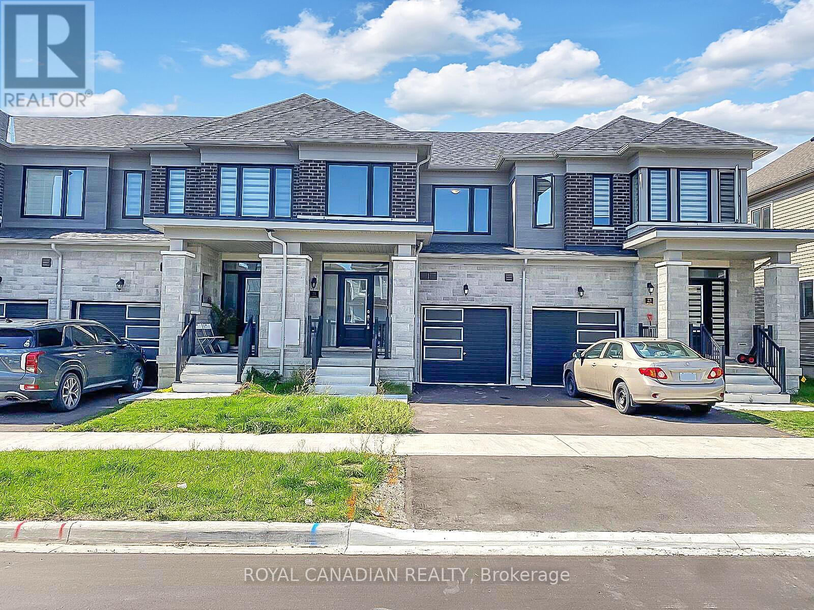 21 Tamworth Ter, Barrie, ON L9S 2Z8