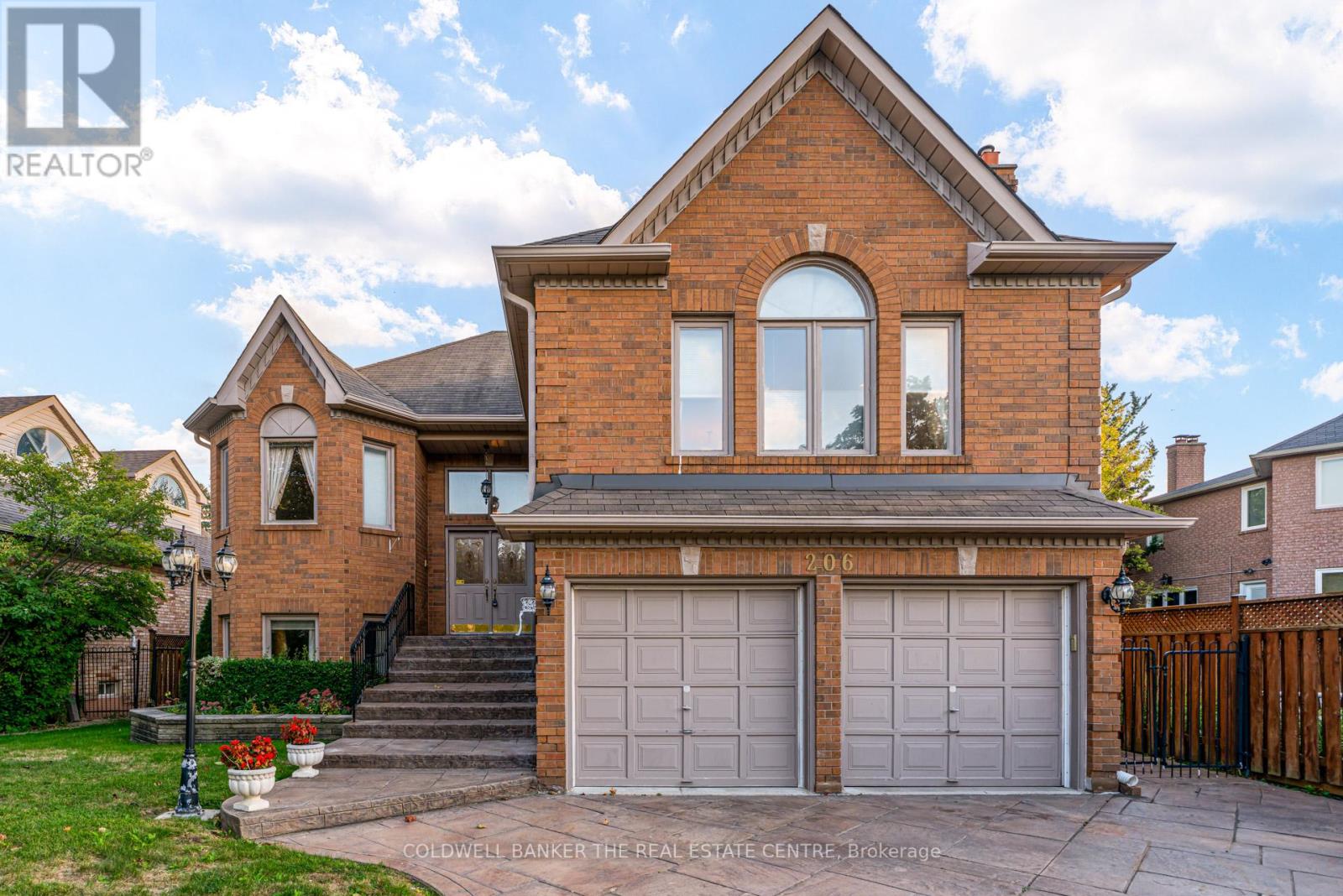 206 Shaftsbury Ave, Richmond Hill, ON L4C 0E8