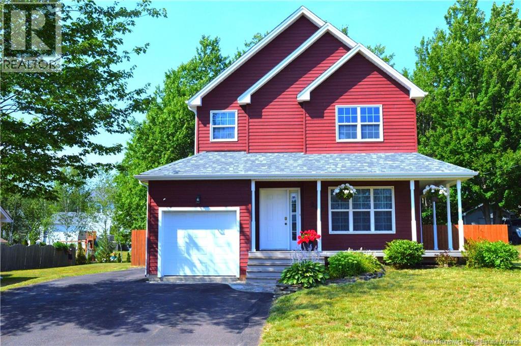 287 Manon St, Dieppe, NB E1A 7W9