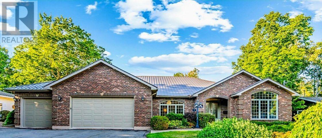 5 Harris Ct, Summerside, PE C1N 5R7