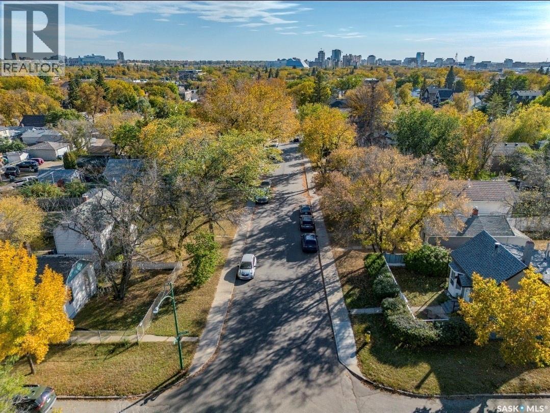 1423 6th Avenue North, Saskatoon, SK S7H 0S4