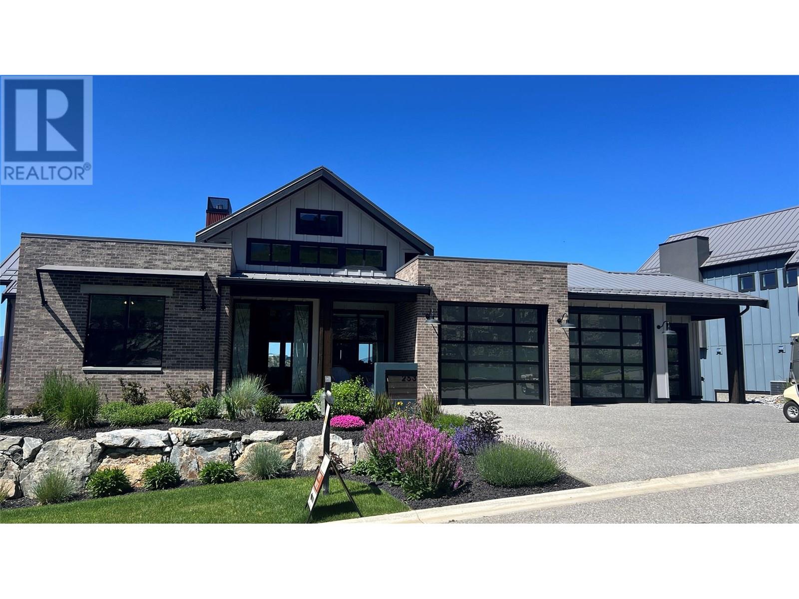 253 Ashcroft Ct, Vernon, BC V1H 2M1