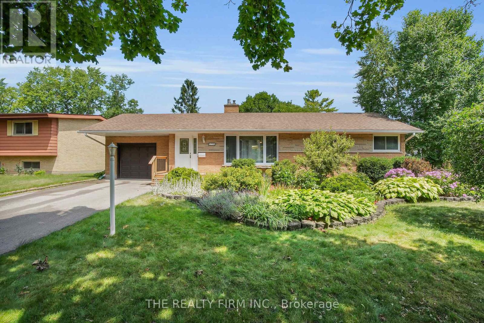 178 Novello Ave, London, ON N6J 2A6