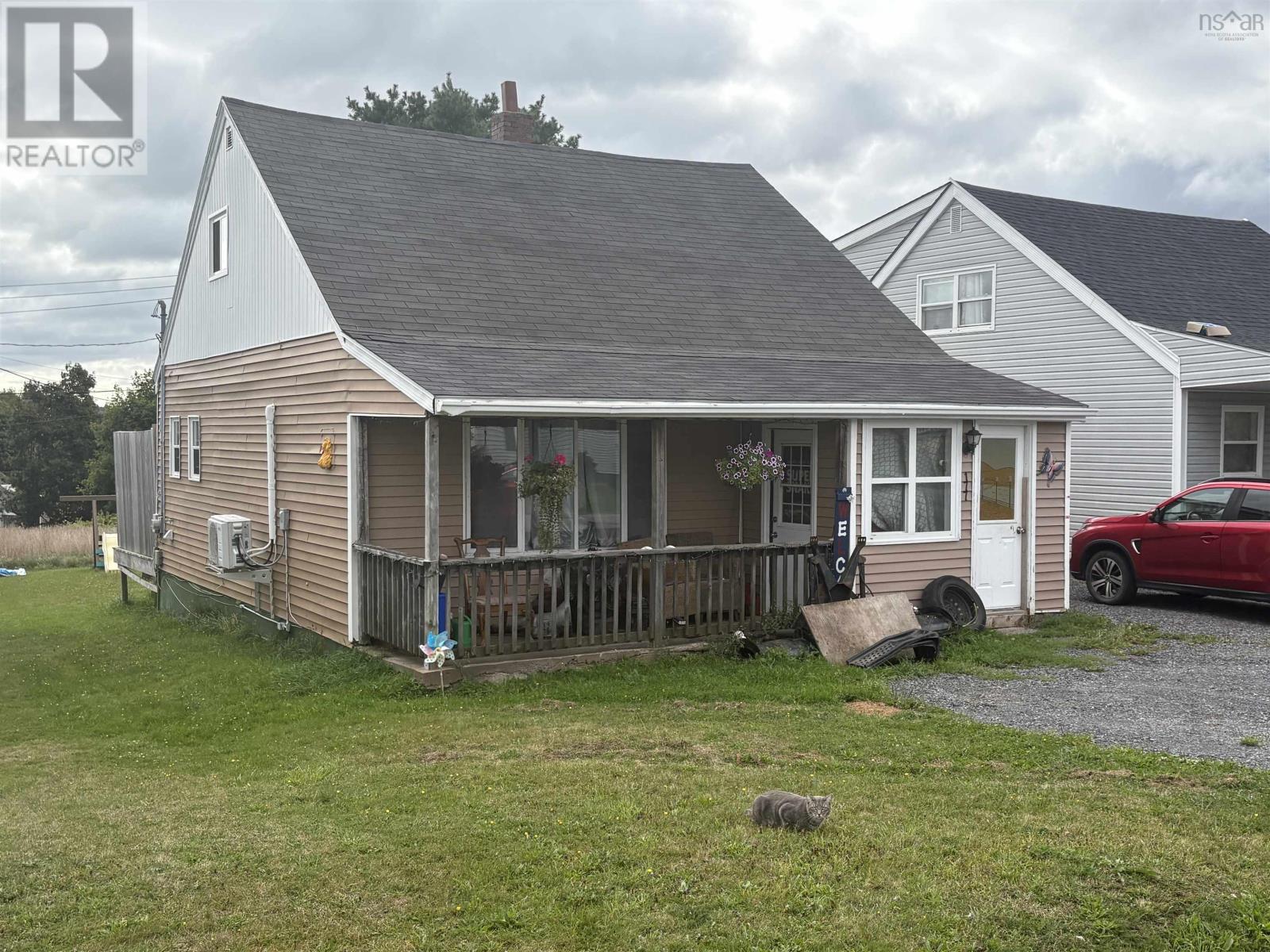 177 Poplar St, Pictou, NS B0K 1H0
