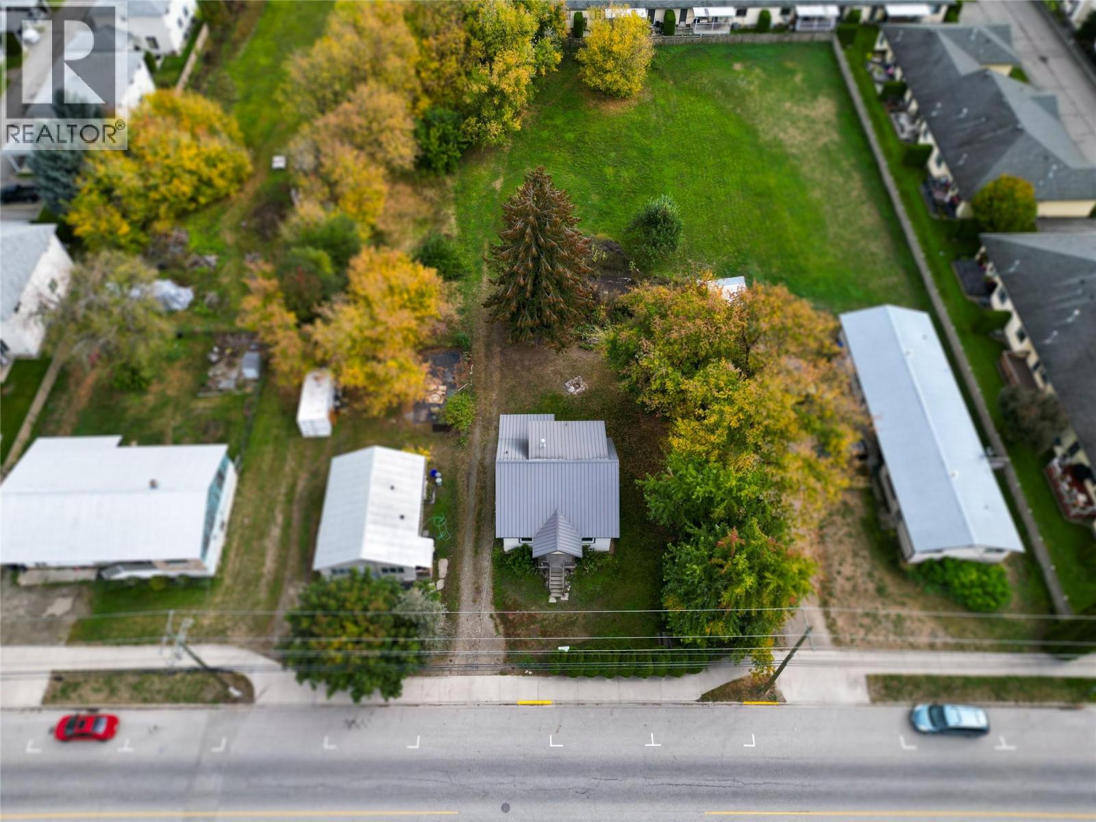 10 Street Sw Unit 710, Salmon Arm, BC V1E 1T2