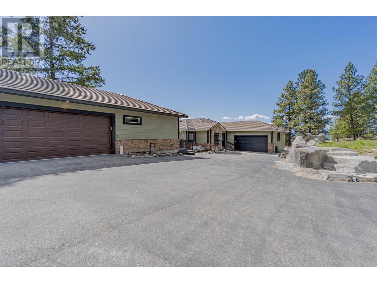 1370 Bullmoose Way, Osoyoos, BC V0H 1V6