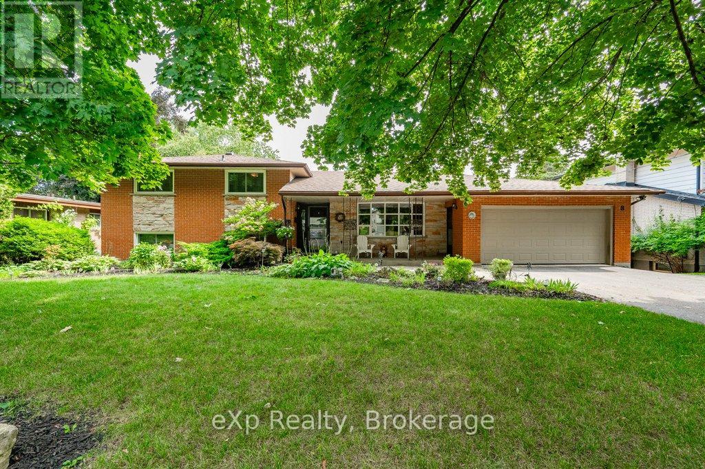 8 Malvern Cres, Guelph, ON N1L 1G8