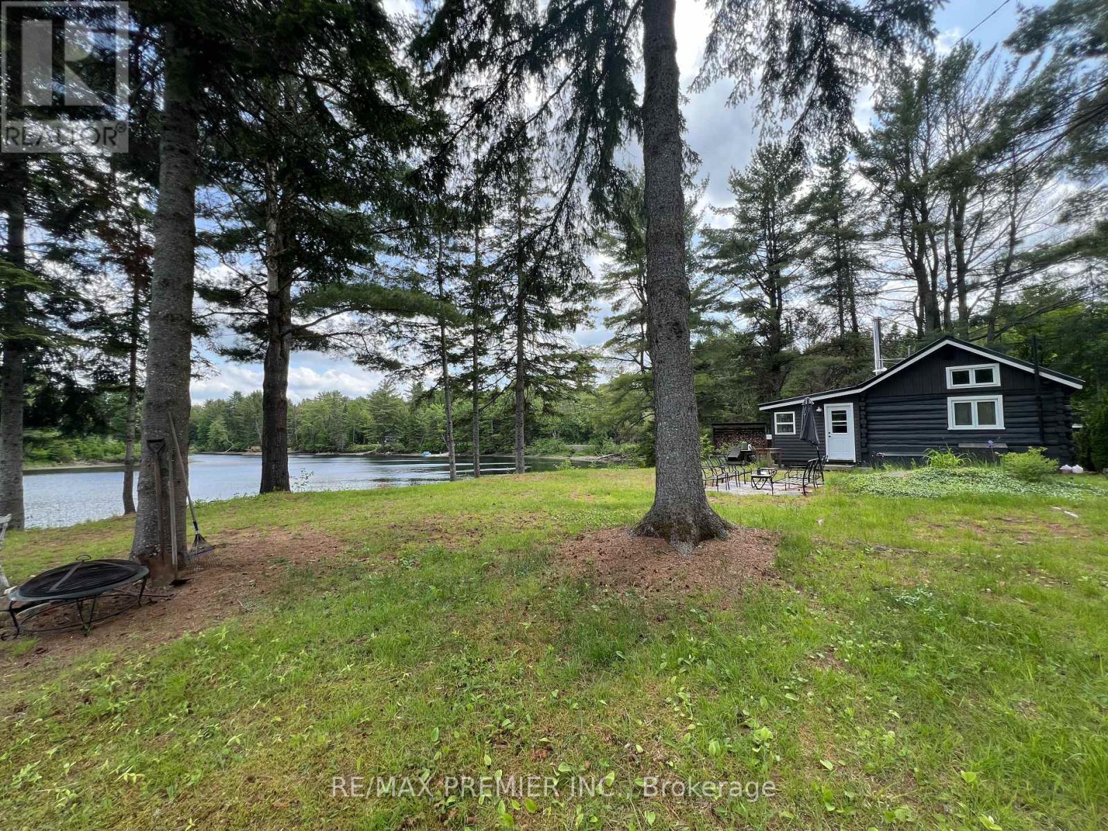 1130 Colony Rd, Bracebridge, ON P1L 1X3