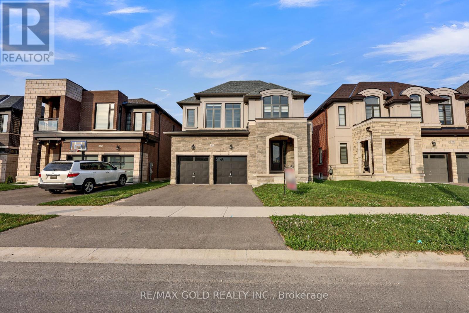803 Queenston Blvd, Woodstock, ON N4T 0M4