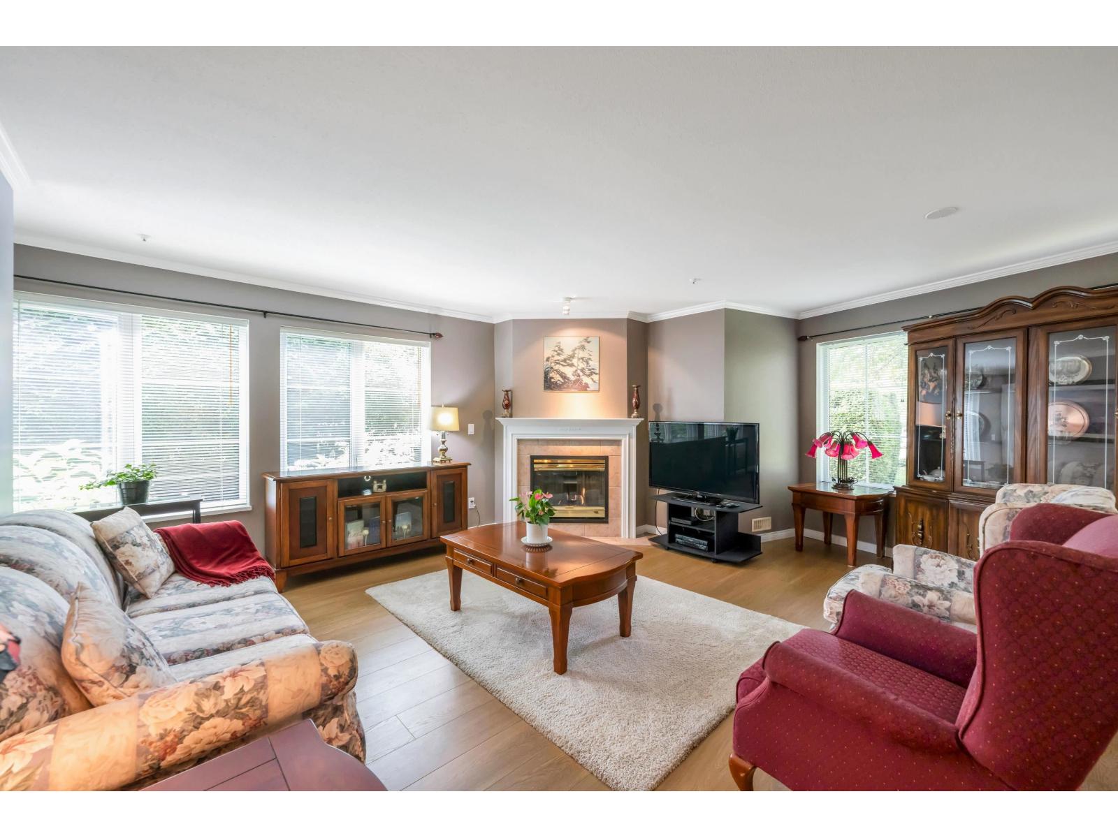 12155 75a Avenue Unit 104, Surrey, BC V3W 1B9