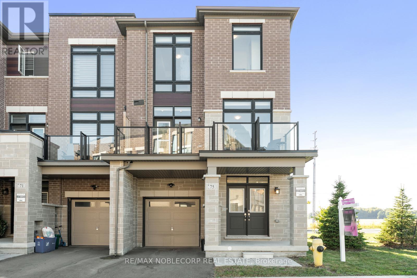 75 Holyrood Cres, Vaughan, ON L4H 5G2
