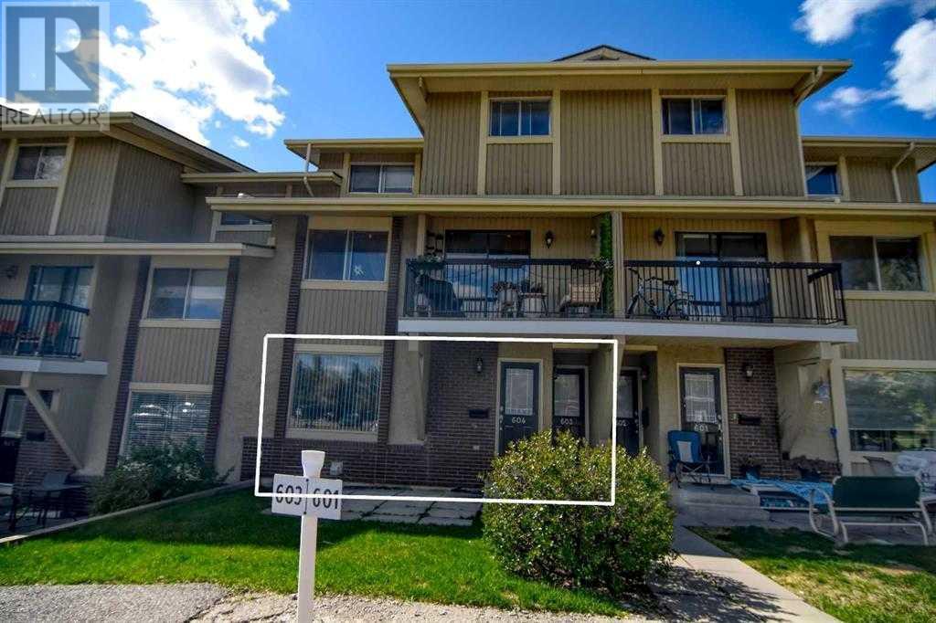 2200 Woodview Drive Sw Unit 604, Calgary, AB T2W 3N6