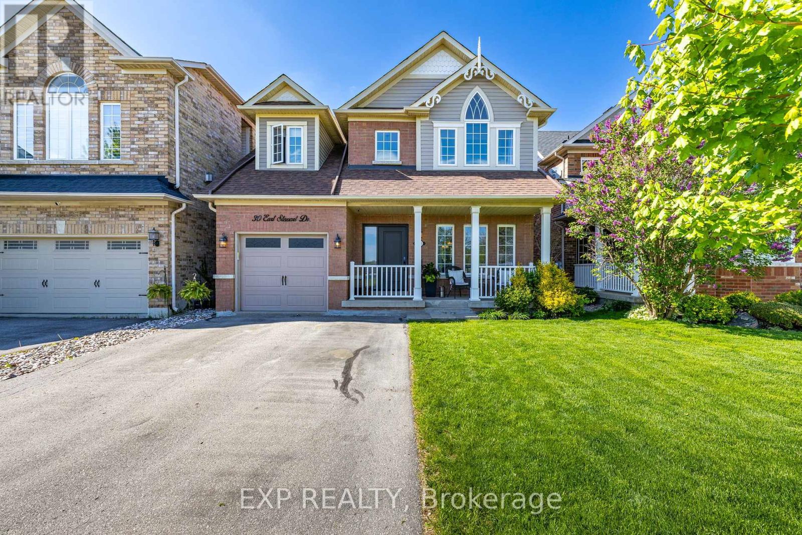 30 Earl Stewart Dr, Aurora, ON L4G 7R3
