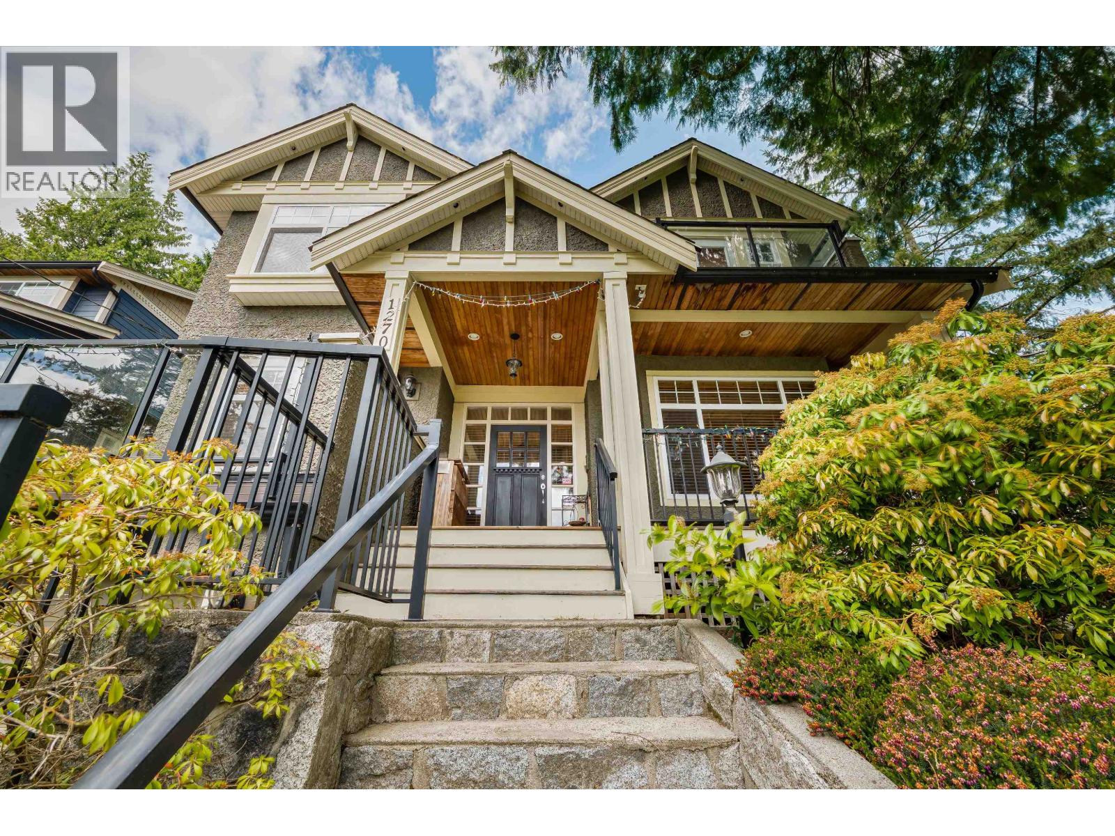 1270 Mill St, North Vancouver, BC V7K 1V2
