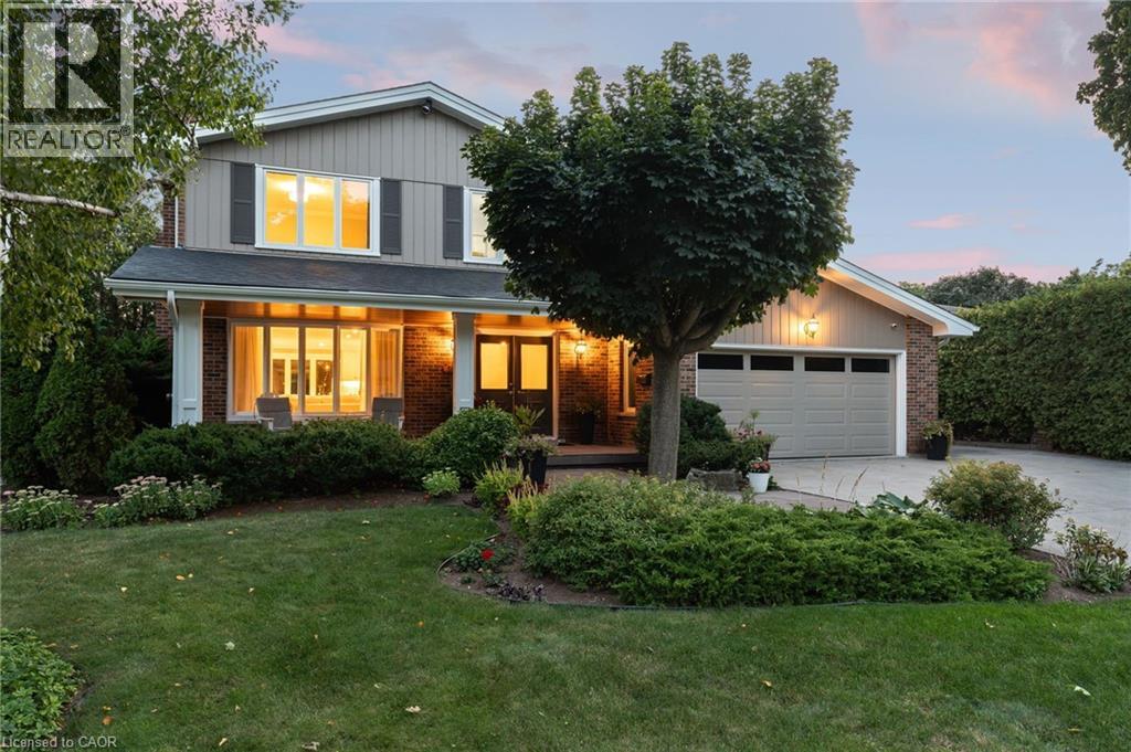 226 Shoreacres Rd, Burlington, ON L7L 2H2