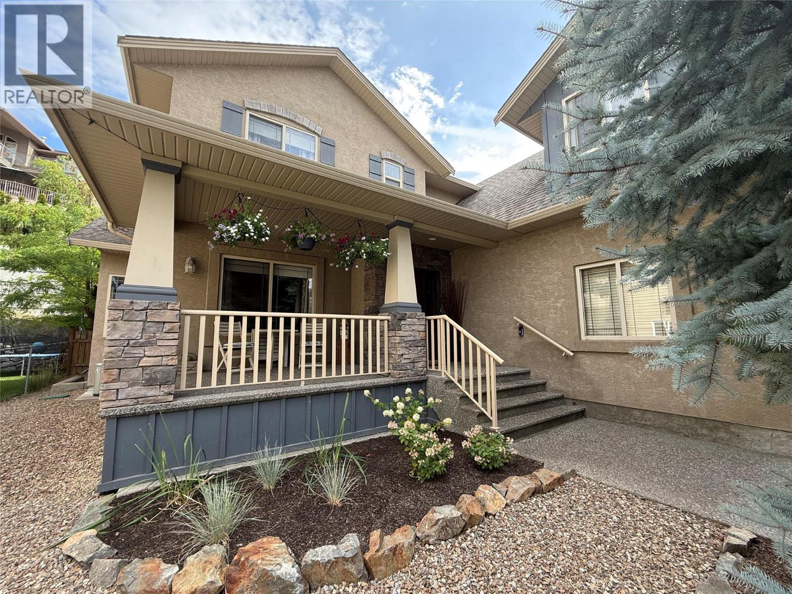 955 Mt Begbie Dr, Vernon, BC V1B 2Z5