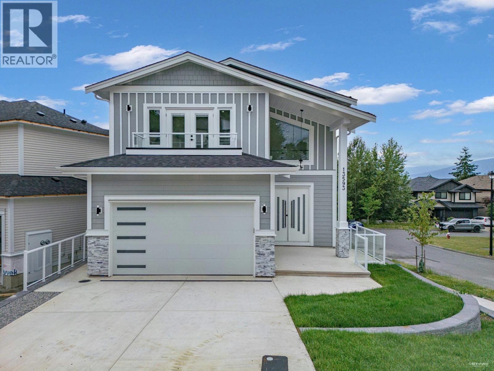 13593 Birdtail Dr, Maple Ridge, BC V4R 0J2