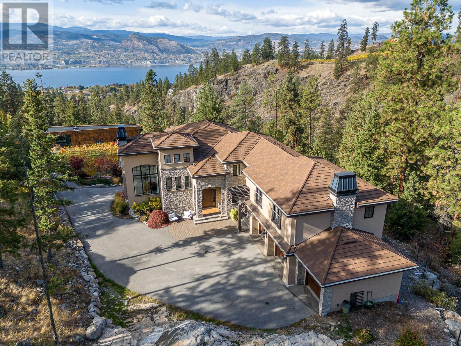 130 Slate Pl, Naramata, BC V0H 1N1
