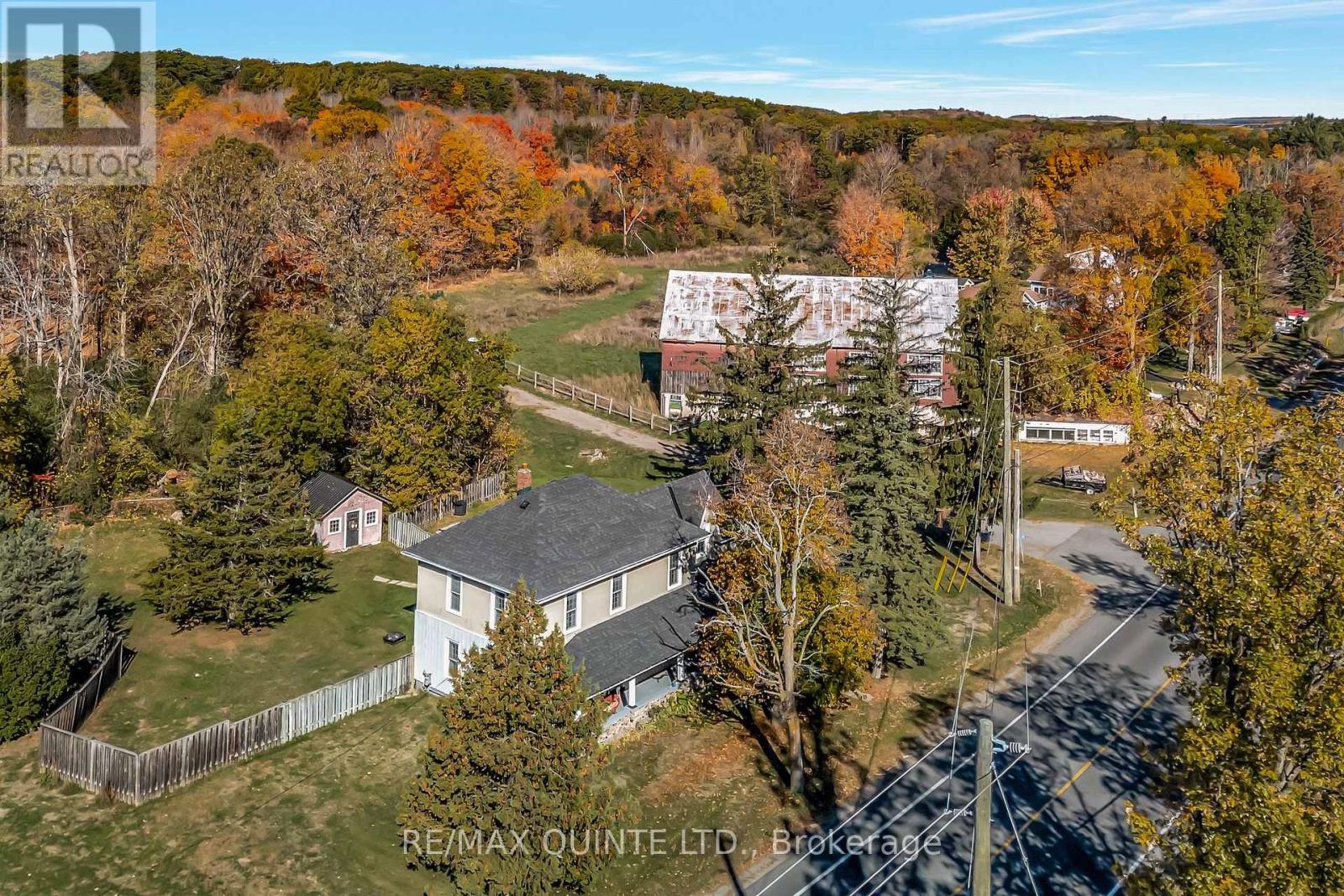 562 Trenton Frankford Rd, Quinte West, ON K8V 5P6