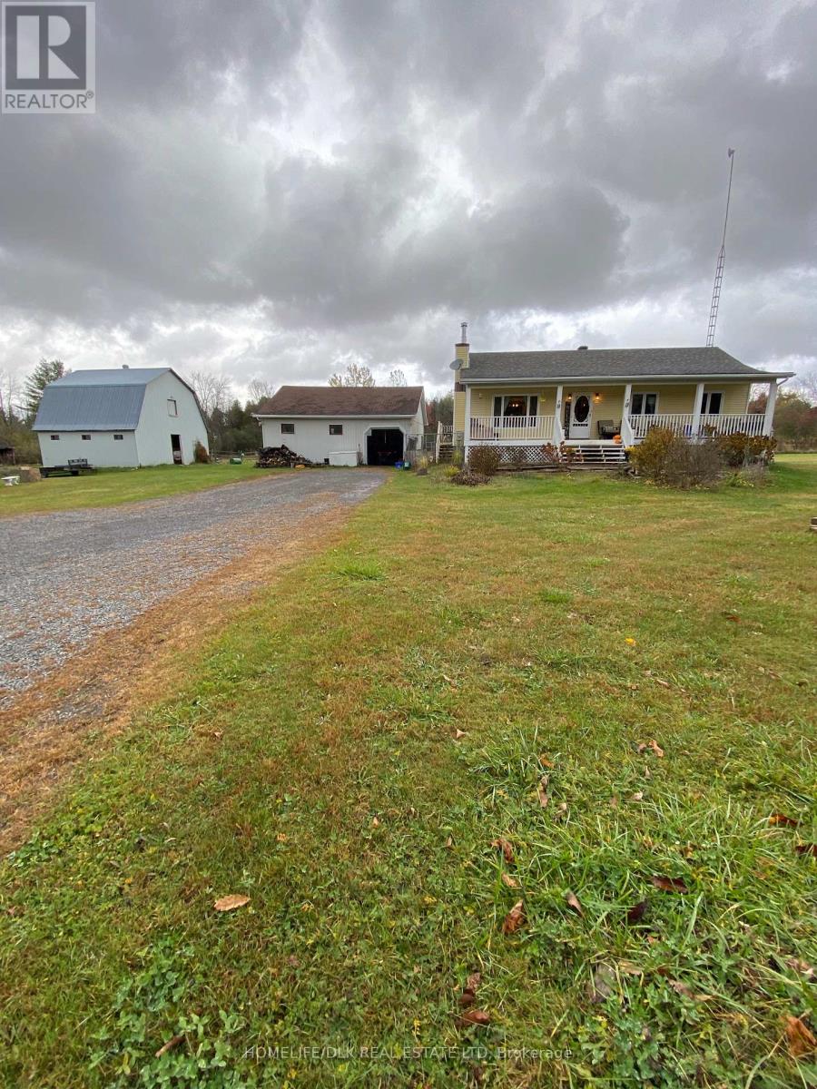 947 Townline Rd N, North Grenville, ON K0G 1J0