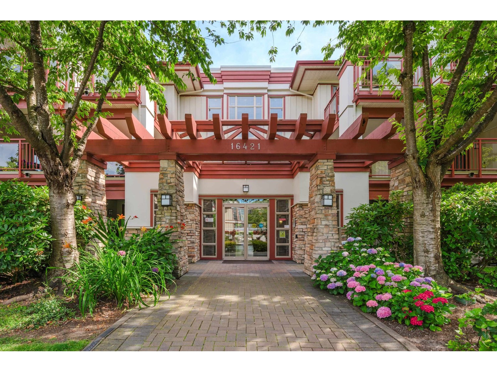 16421 64 Avenue Unit 201, Surrey, BC V3S 6V7