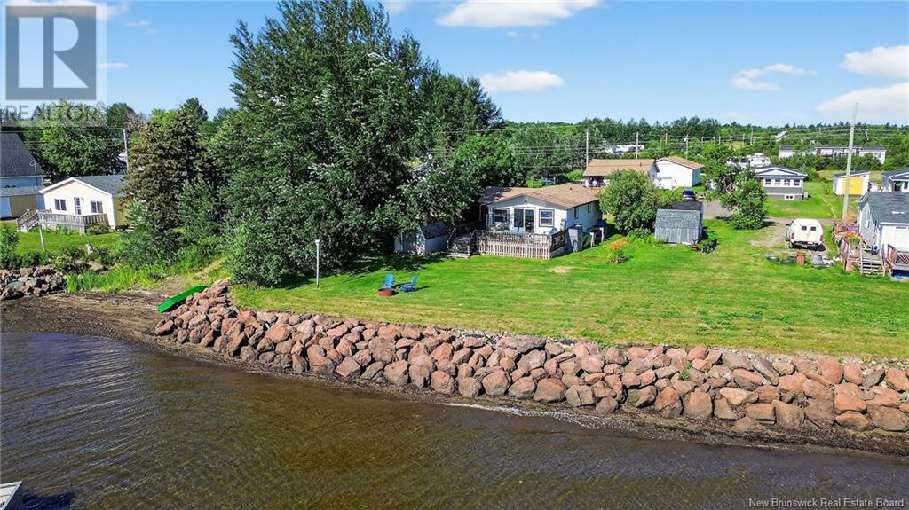 18 De La Mer Blvd, Cocagne, NB E4R 2L7