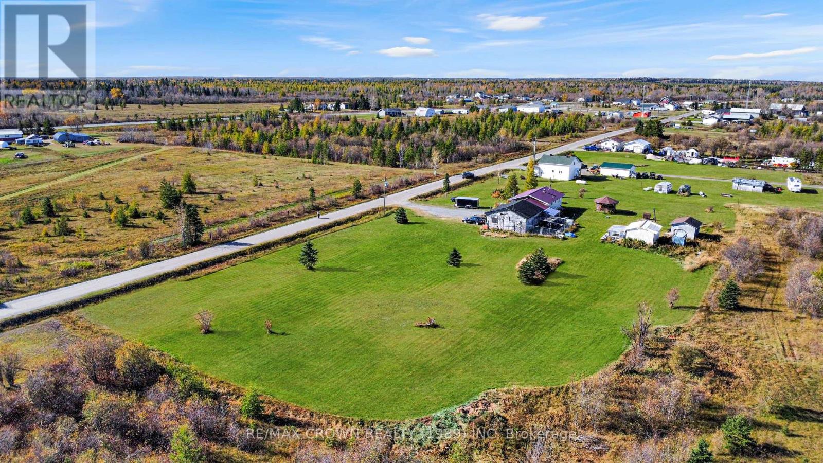 122 Maxime Brisson Rd, Mattice-val Cote, ON P0L 2E0
