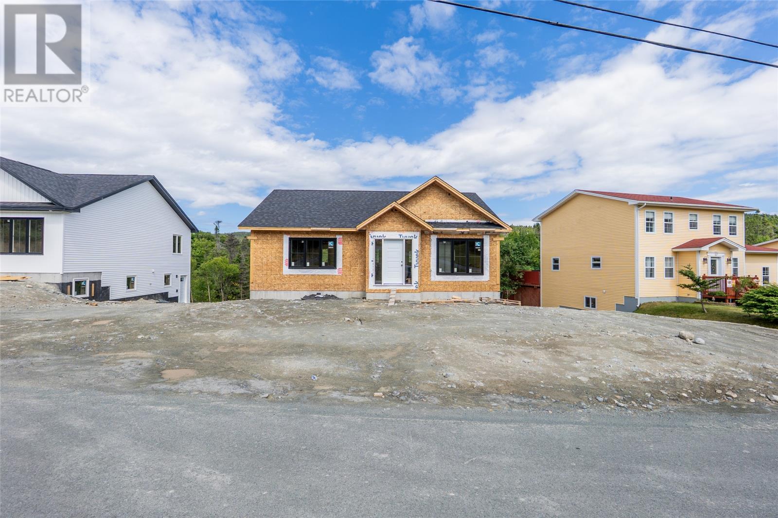 24 Whelans Cres, Paradise, NL A1L 3S6
