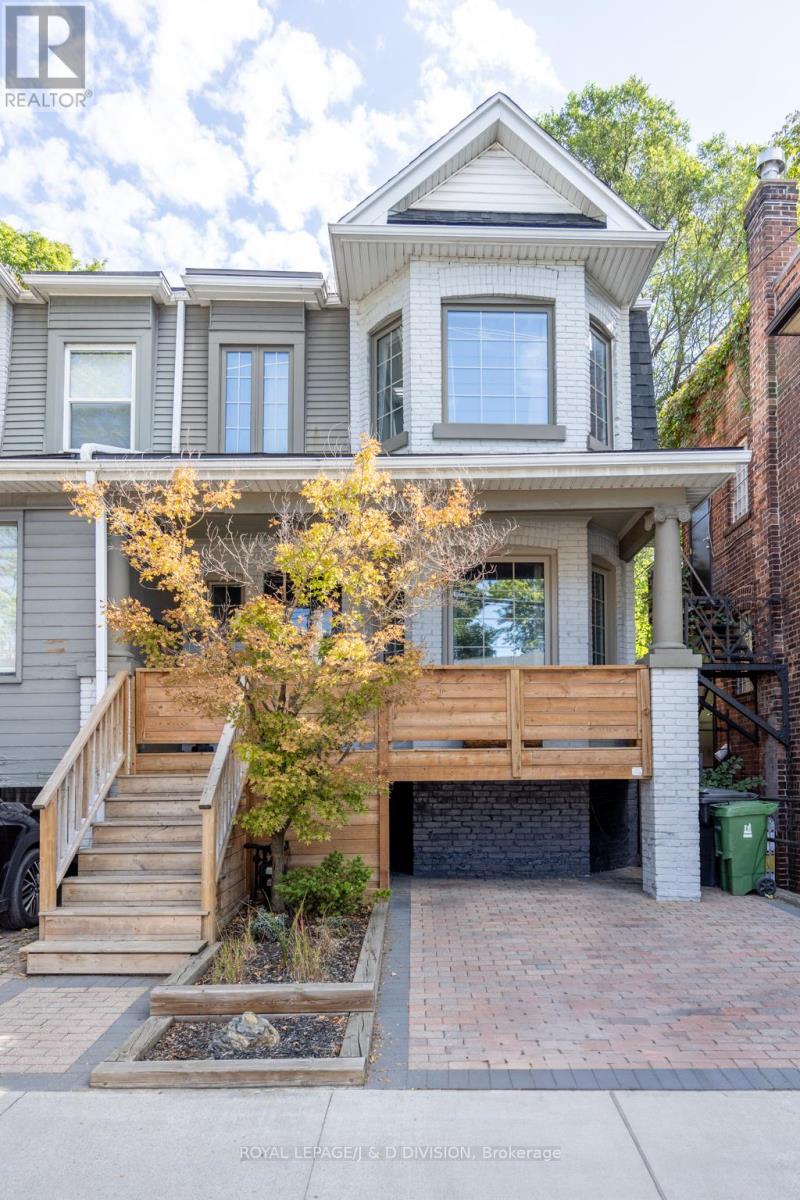 1049 Mount Pleasant Rd, Toronto, ON M4P 2M5