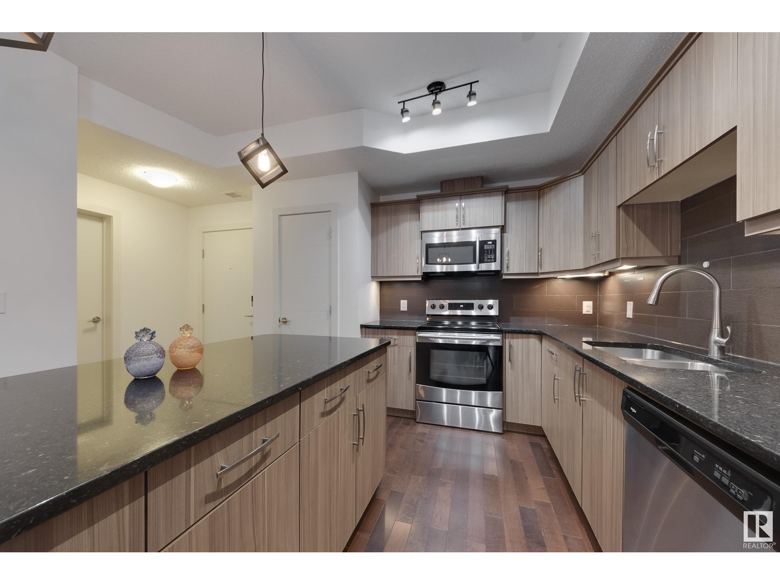10523 123 Street Northwest #unit 115, Edmonton, AB T5N 1N9