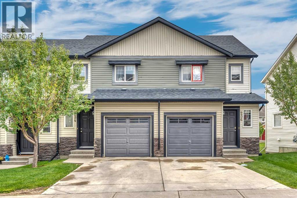 236 Pantego Ln NW, Calgary, AB T3K 0T1