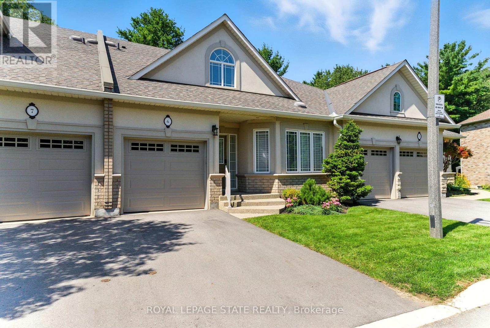 6 40 Wesleyan Ct, Hamilton, ON L9G 5C7