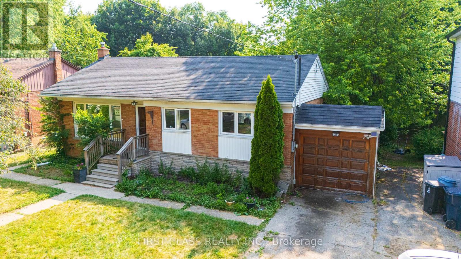 22 Hopecrest Cres, Toronto, ON M1K 2K4