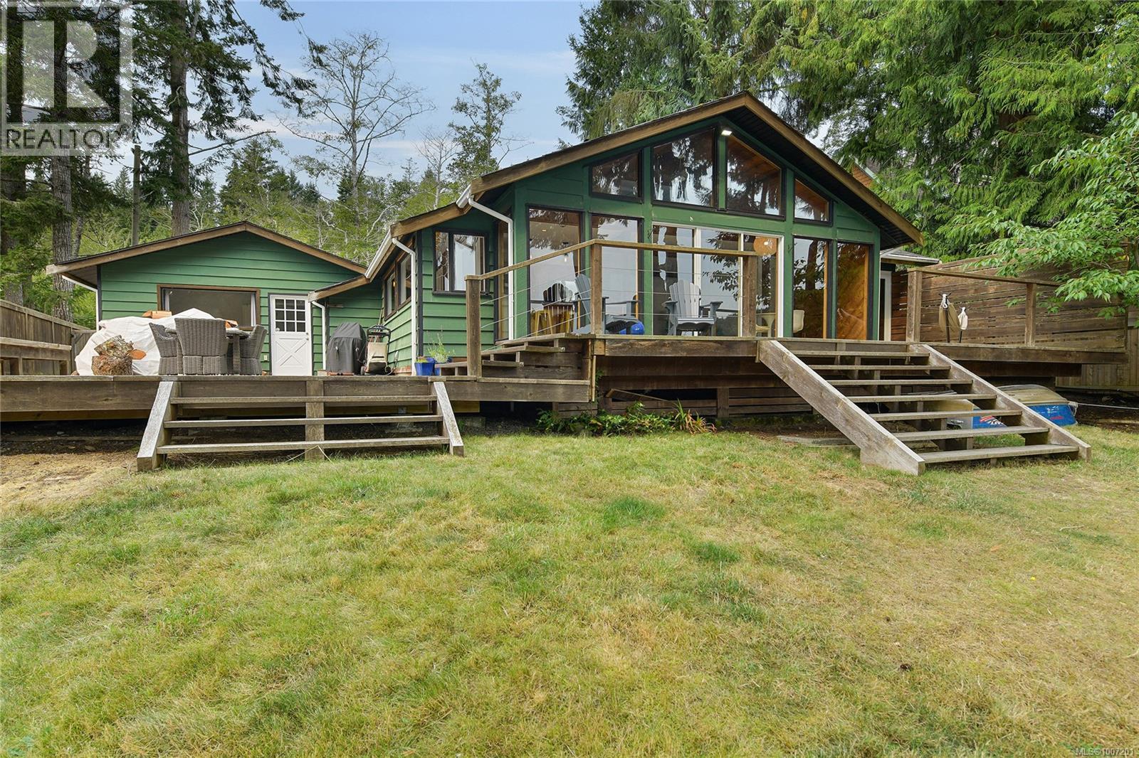 7815 Manatu Rd, Sooke, BC V9Z 0R4
