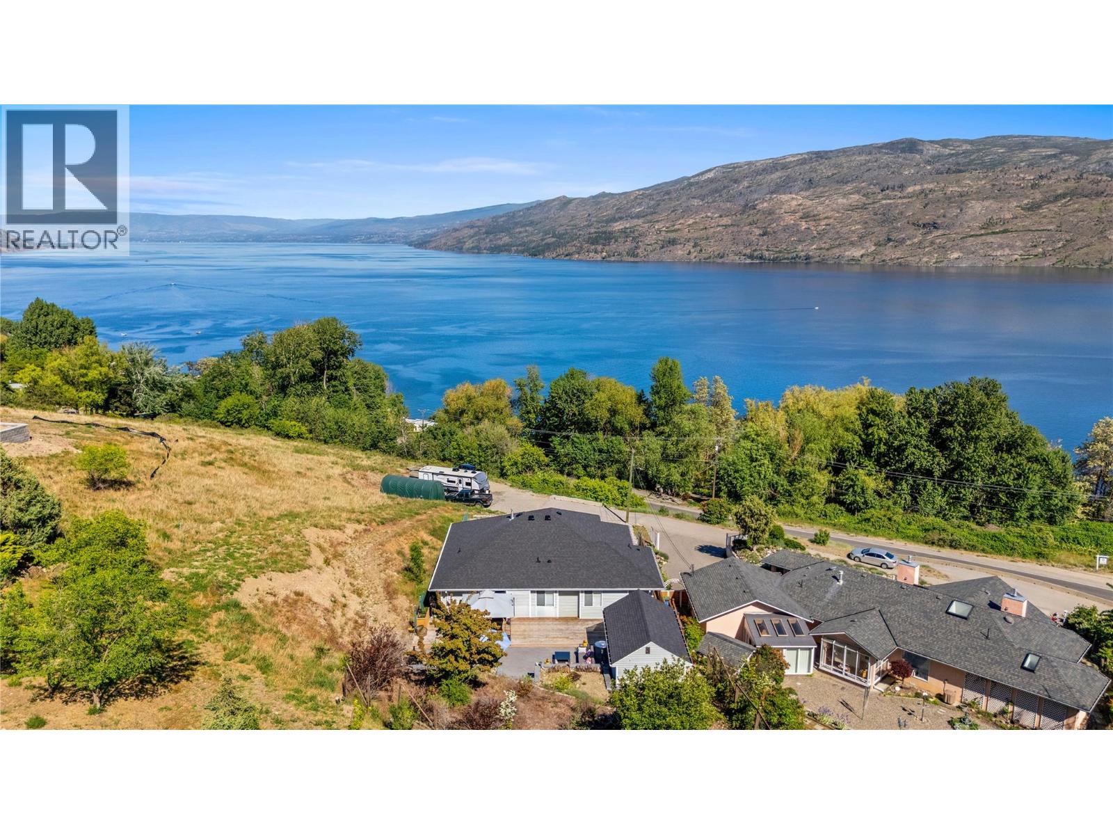 4622 Princeton Ave, Peachland, BC V0H 1X7