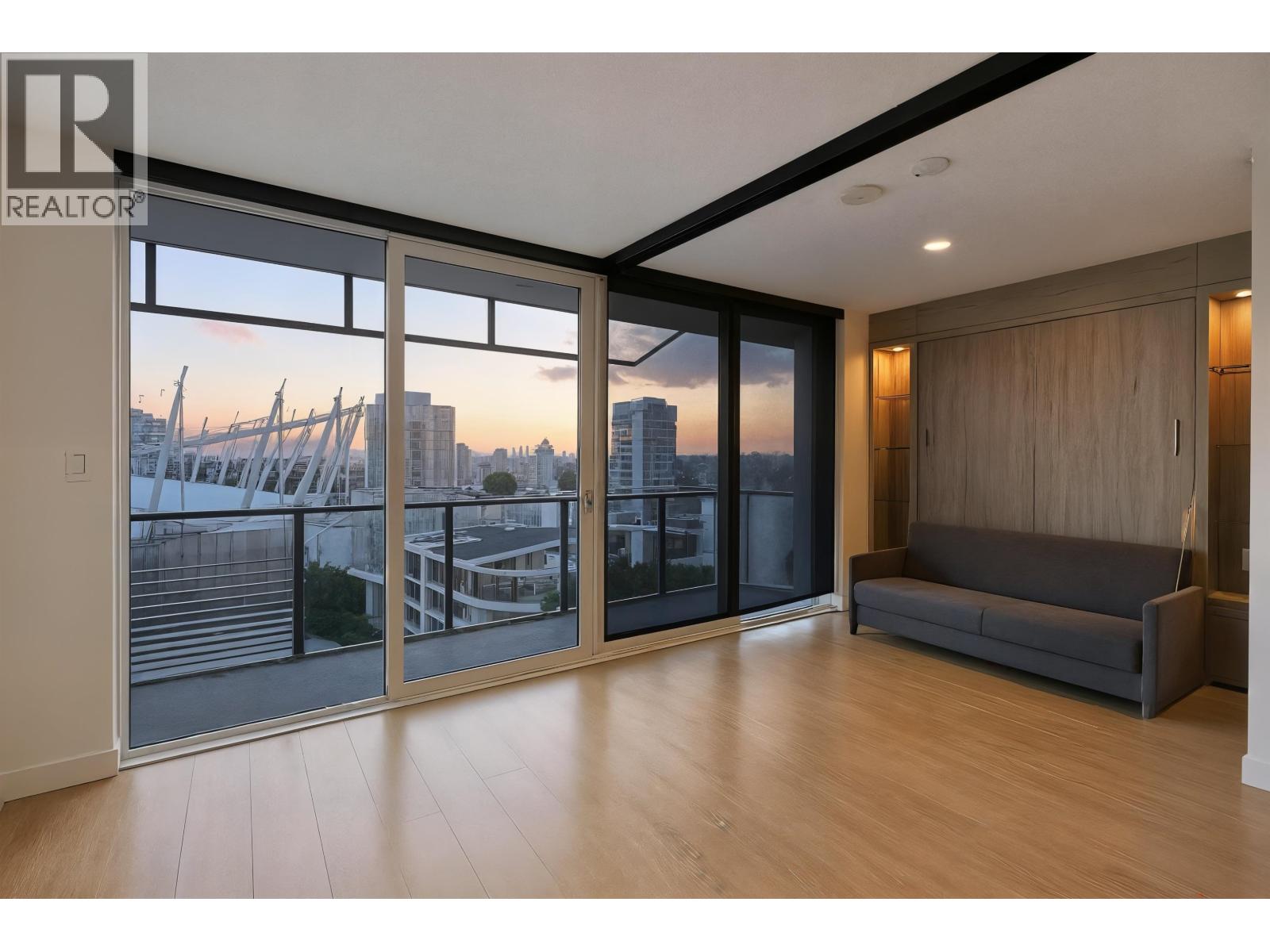 89 Nelson Street Unit 2307, Vancouver, BC V6Z 0E8