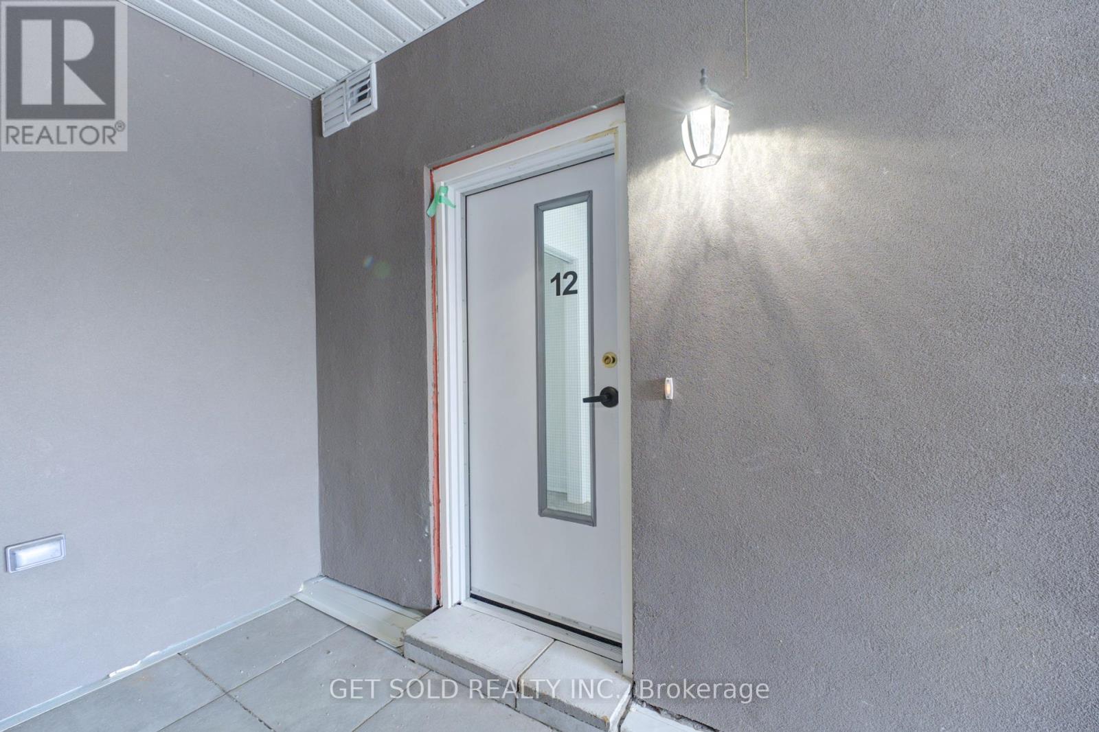 12 6701 Thoroldstone Rd, Niagara Falls Stamford, ON L2J 1B3