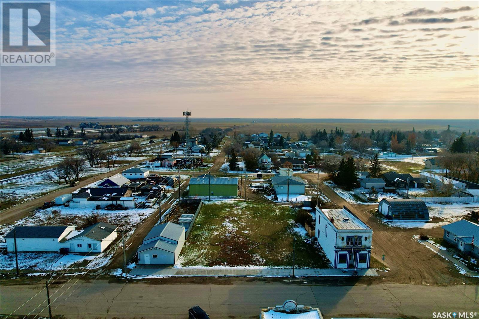 402 Second St, Dundurn, SK S0K 1K0