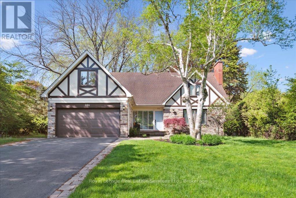 234 Cardinal Dr, Oakville, ON L6J 4P2