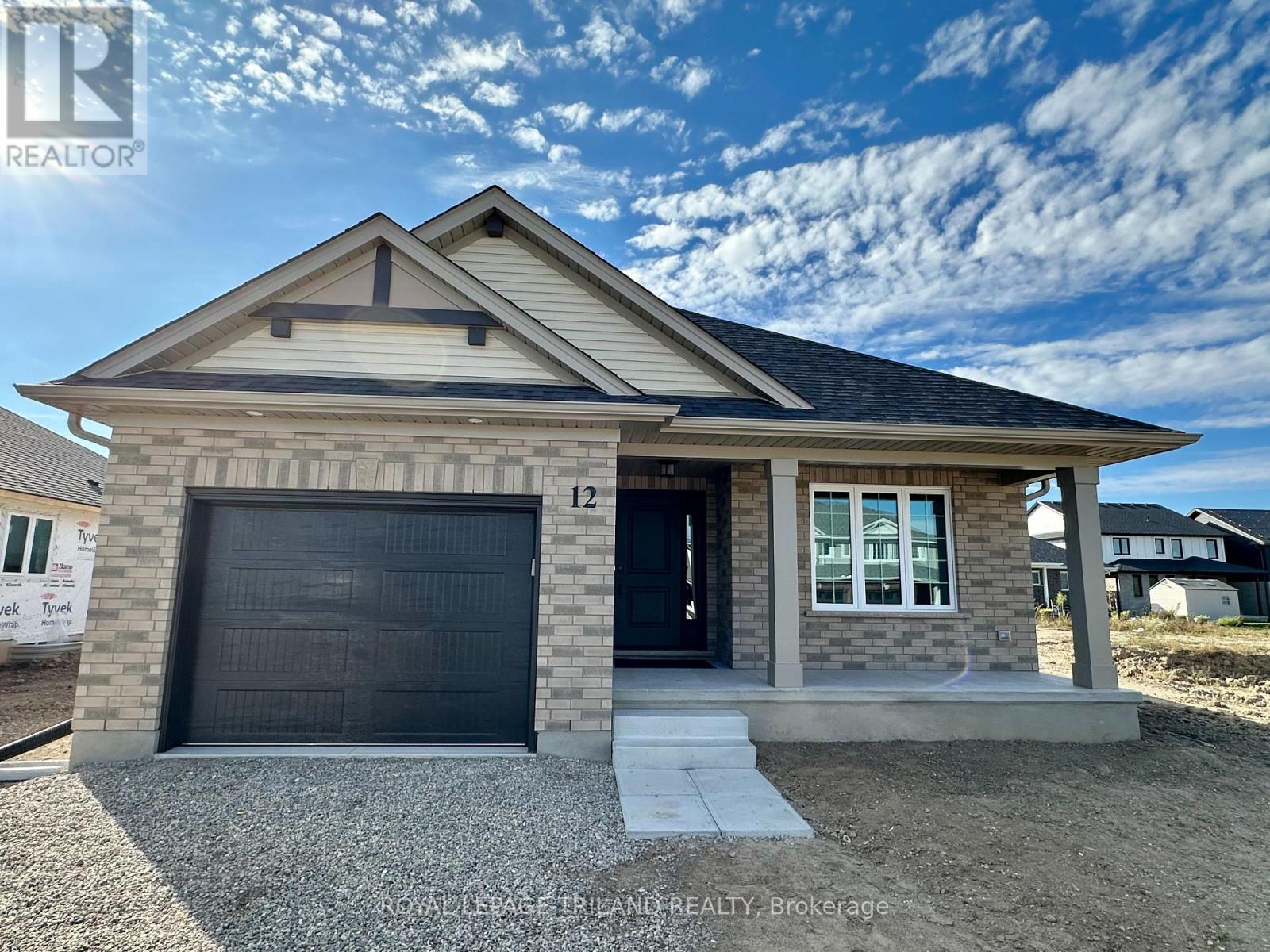 12 Harrow Ln, St. Thomas, ON N5R 0P3